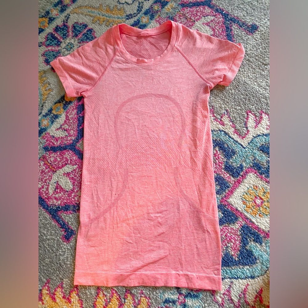 PINK LULULEMON SWIFTLY TECH
